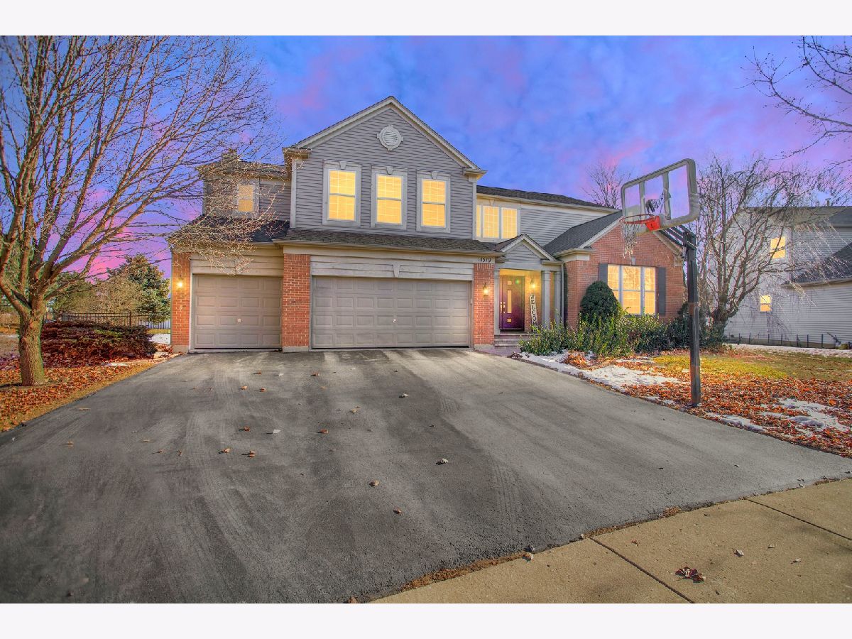 Homes & Condos & Townhomes Sold Century Trace Plainfield Illinois, 11519 Millennium