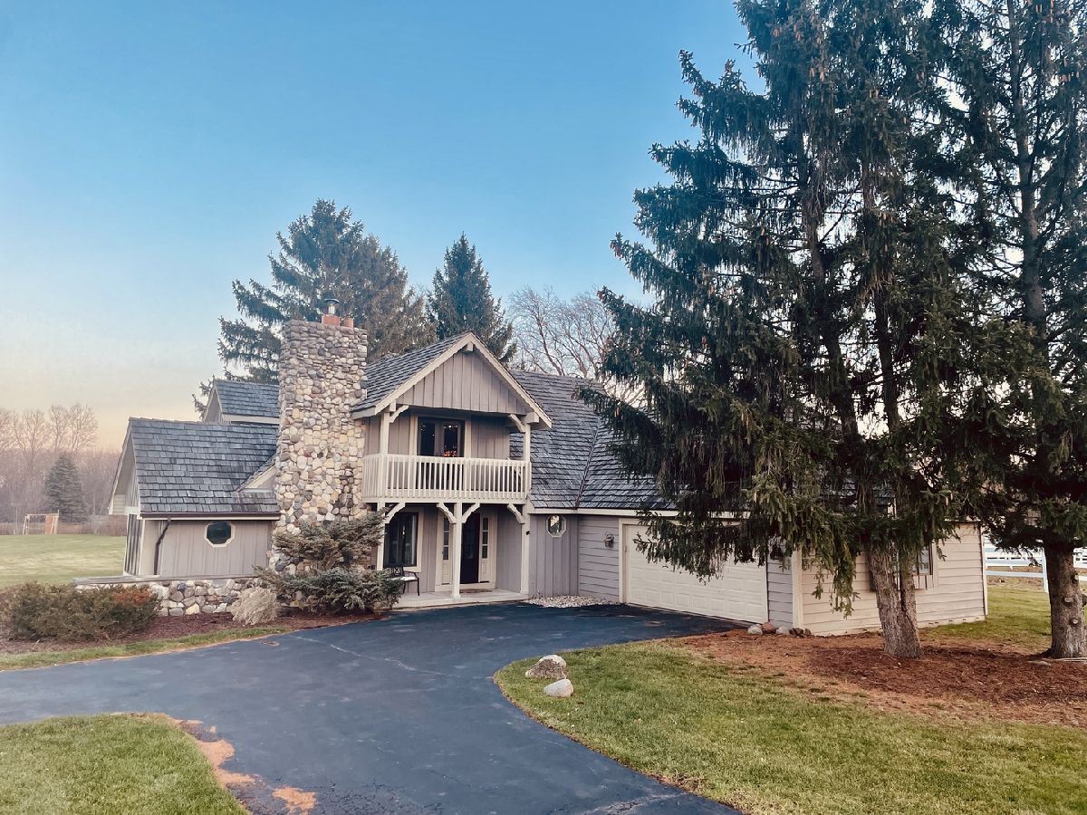 Homes Sold Equestrian Oaks Libertyville Illinois, 14332 Dan Patch