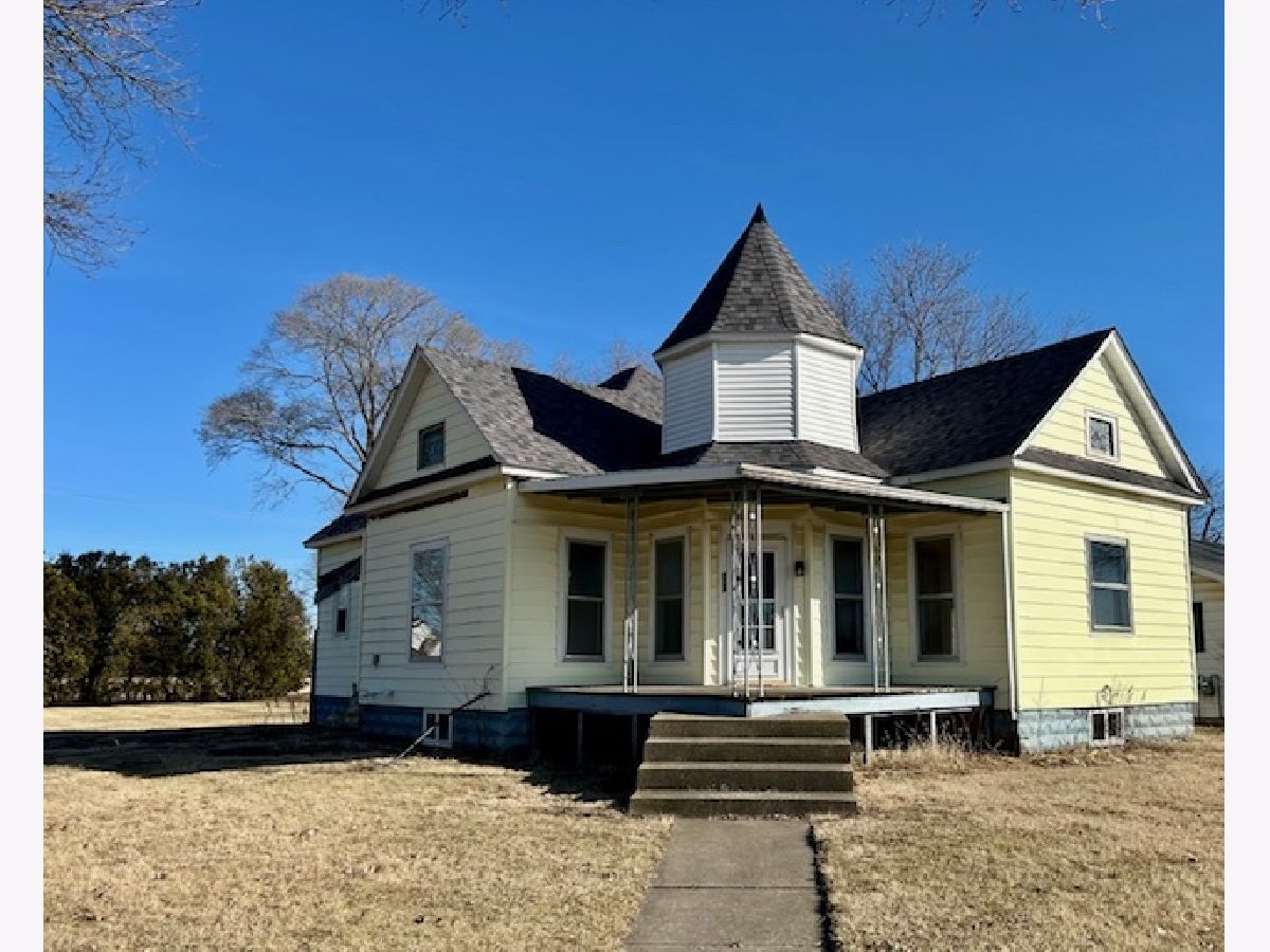  For Sale Rossville Illinois, 502 Attica Street