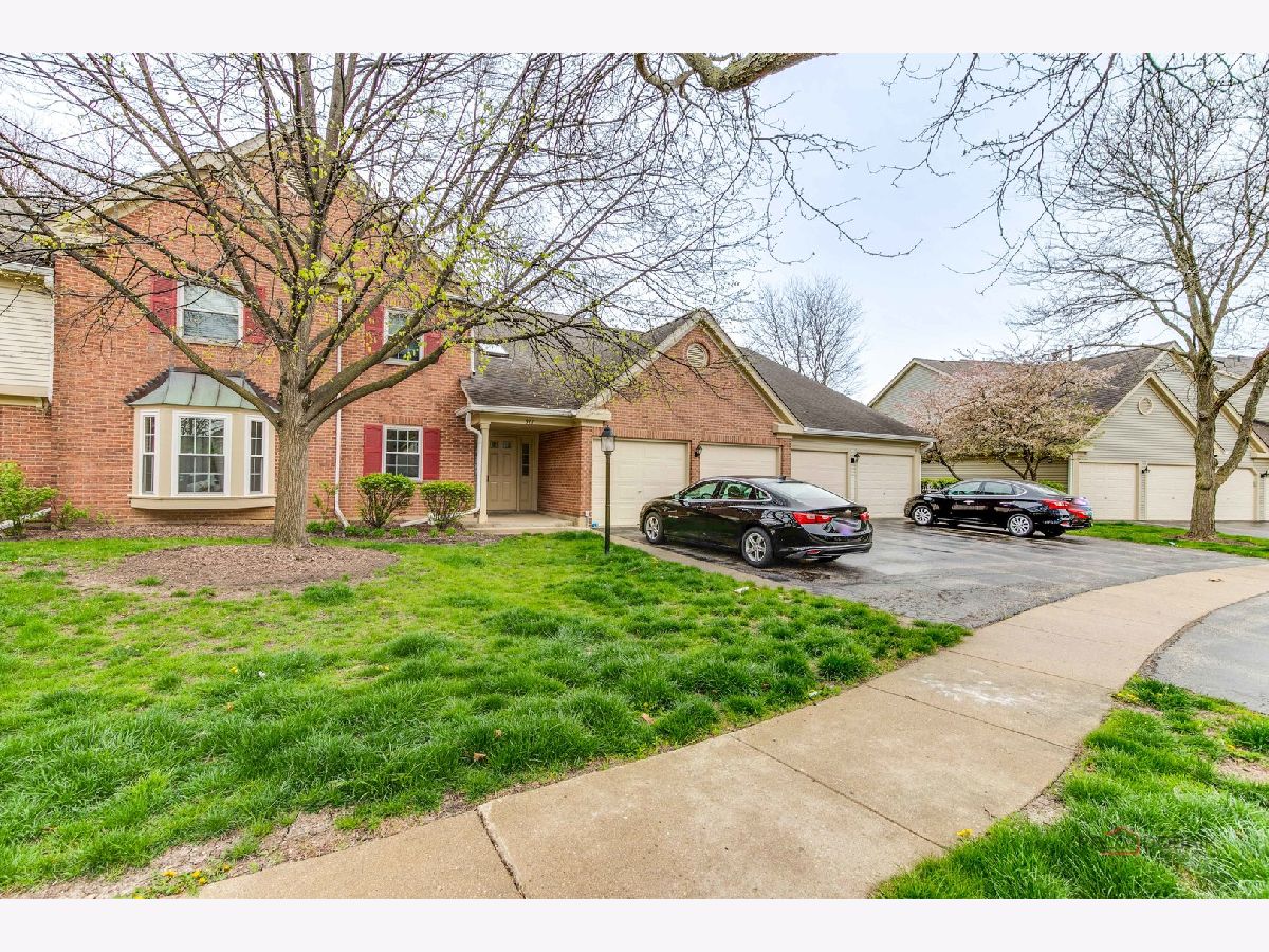 Townhomes & Condos Rented Towne Place Schaumburg Illinois, 311 Glasgow