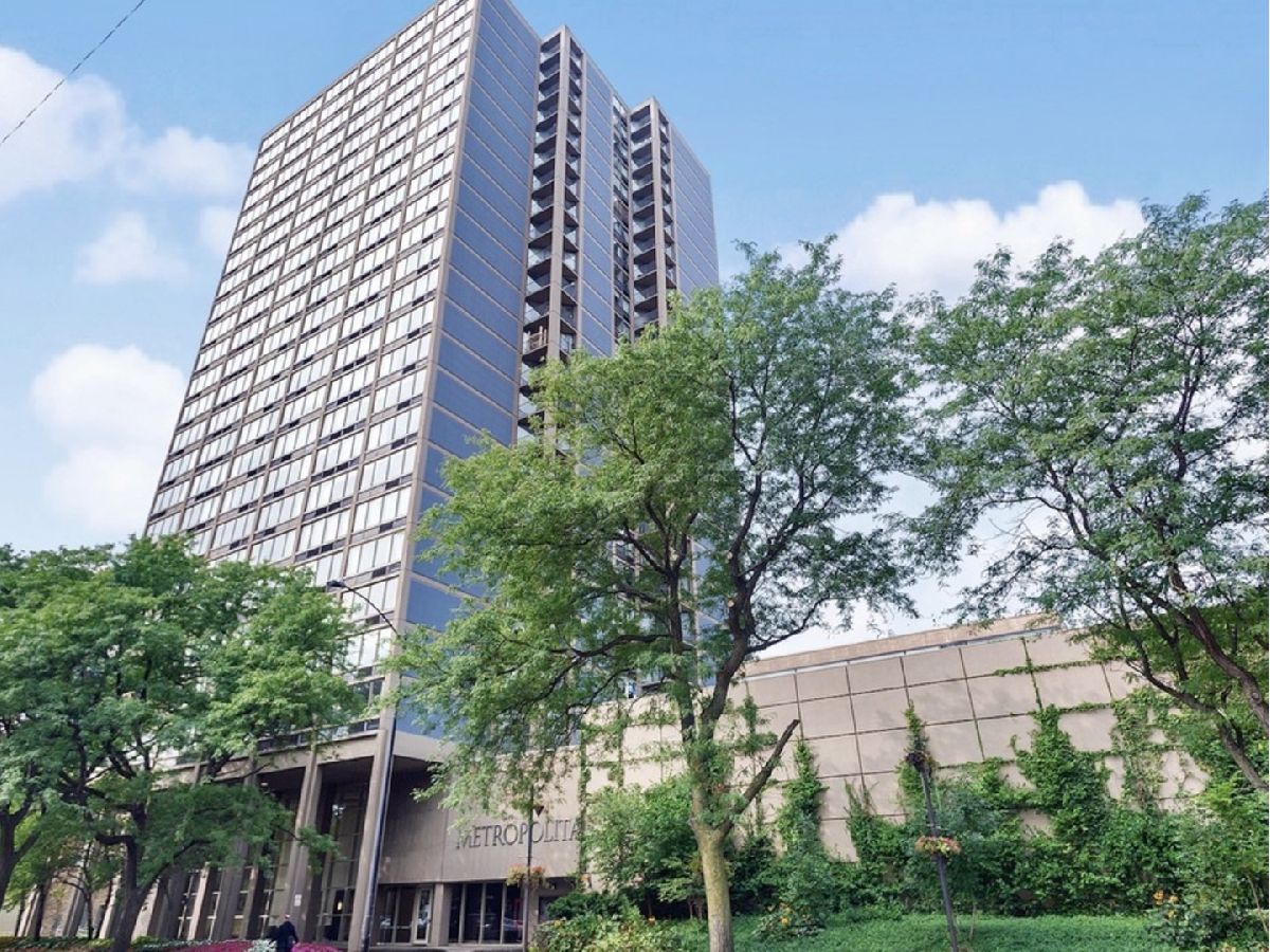 Condominiums & Homes Sold Edgewater Beach Chicago Illinois, 5320 Sheridan