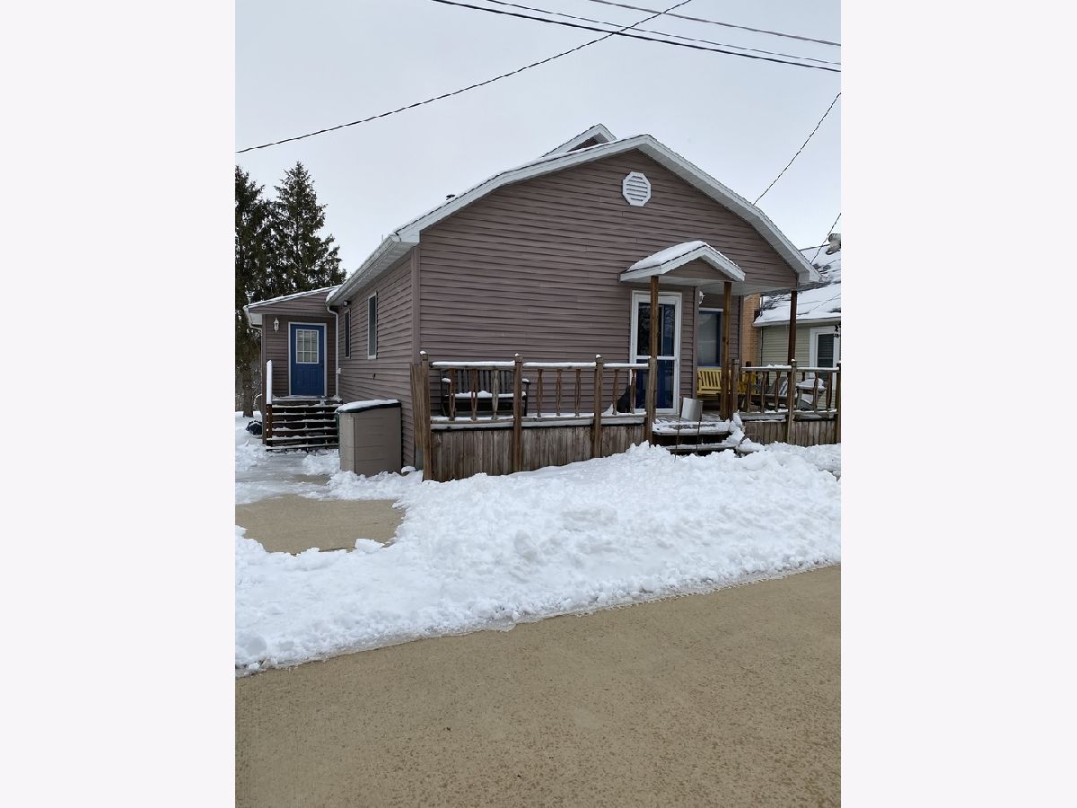  Sold Mark Illinois, 109 Roberts