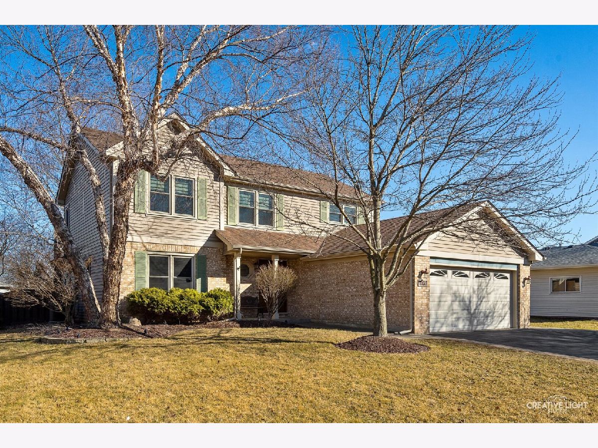 Homes Sold Hickory Oaks Bolingbrook Illinois, 1744 Maroon Bells