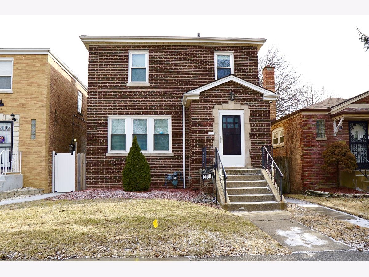  Rented Riverdale Illinois, 14321 Clark