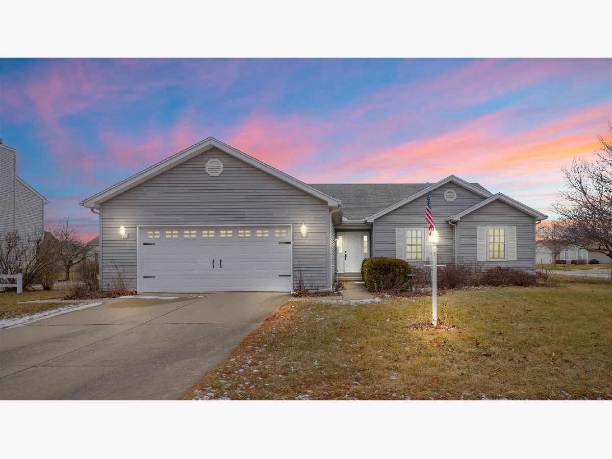 Condominiums & Homes Sold Turnberry Ridge Champaign Illinois, 1101 Cobblefield