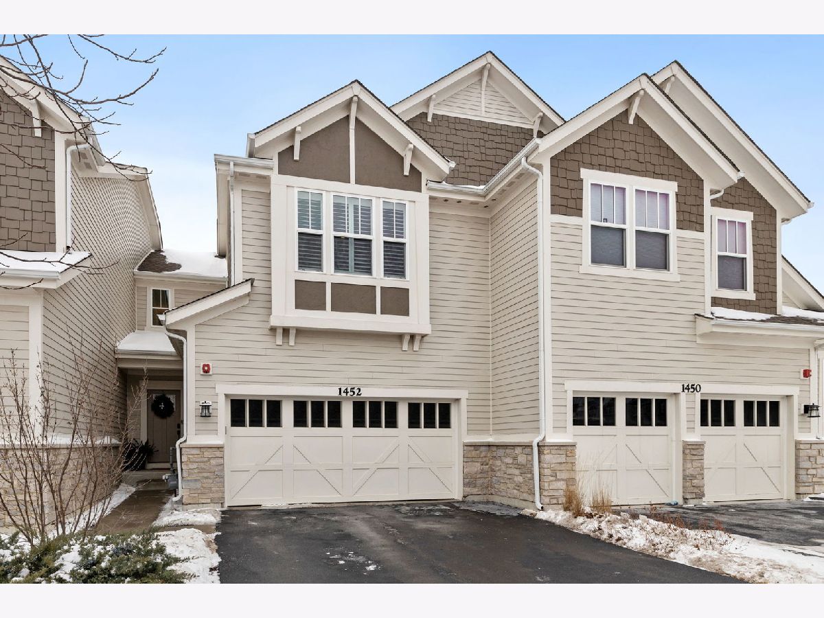 Condos & Townhomes Sold Brentwood Barrington Illinois, 1452 Palmer
