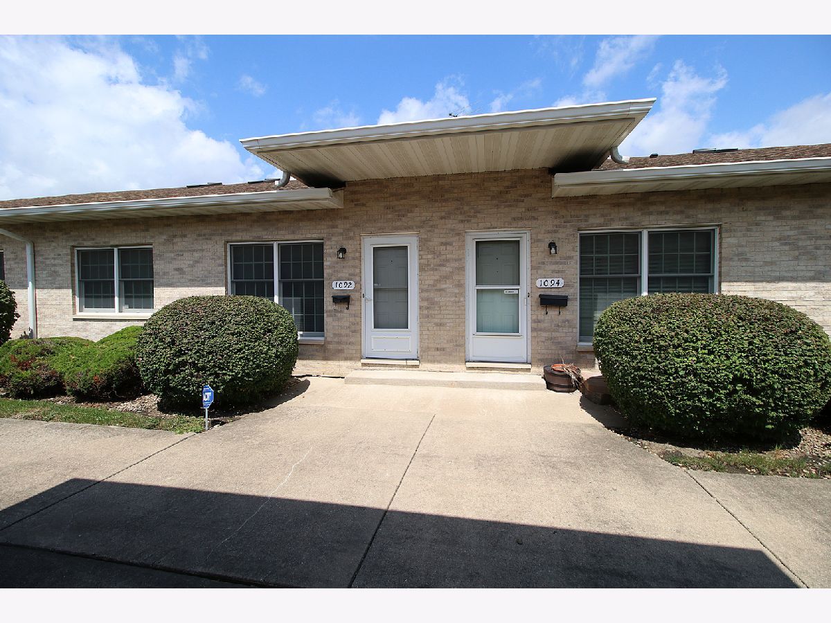 Condos & Townhomes & Homes Rented Chovan Estates Joliet Illinois, 1092 Chovan