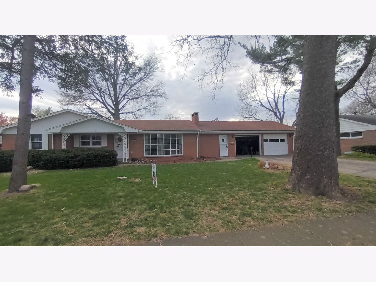Homes & Condos & Townhomes Sold Pleasant Hills Normal Illinois, 201 William