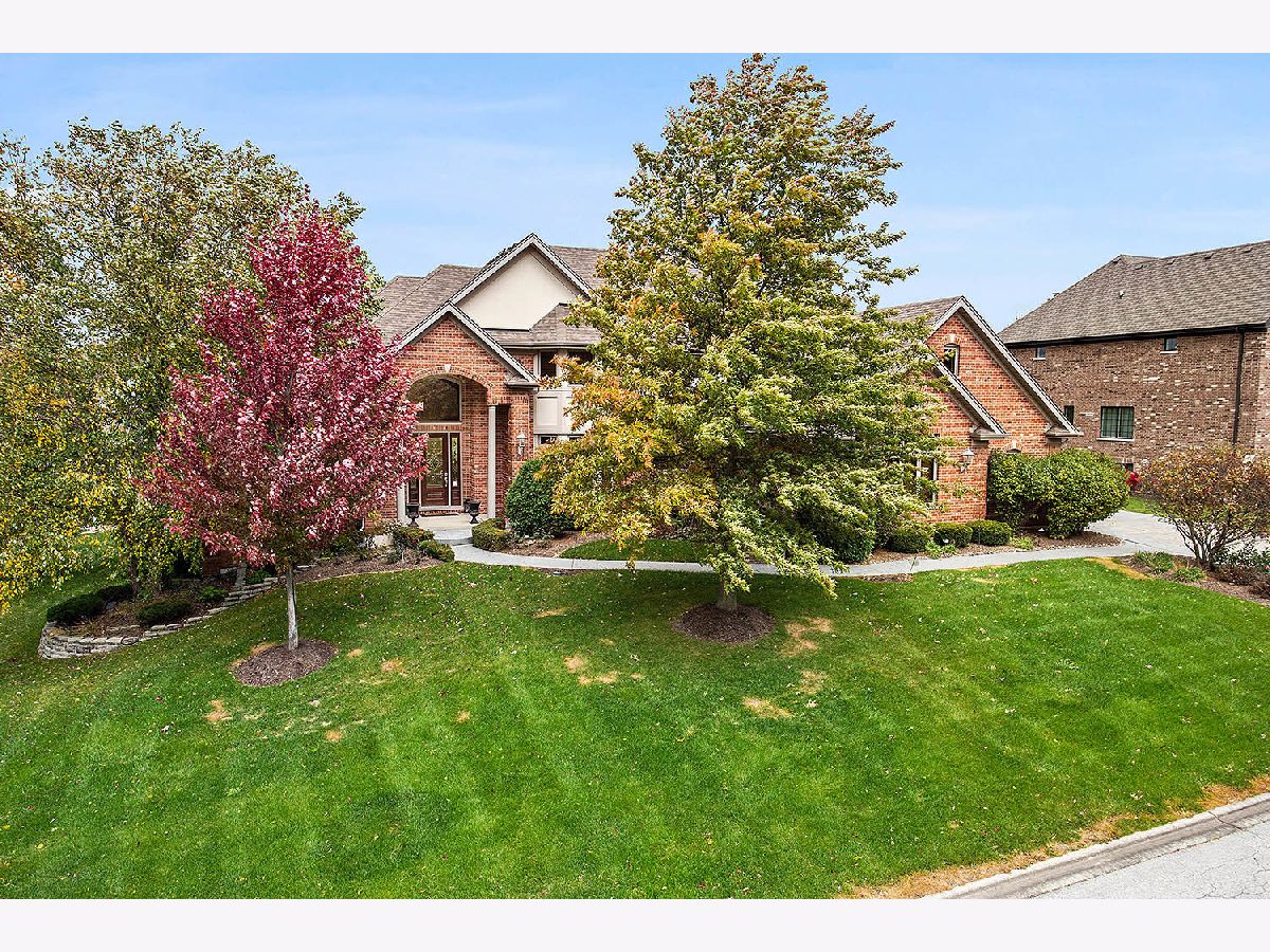 Homes Sold Royal Oak Estates Orland Park Illinois, 10924 Royal Oaks