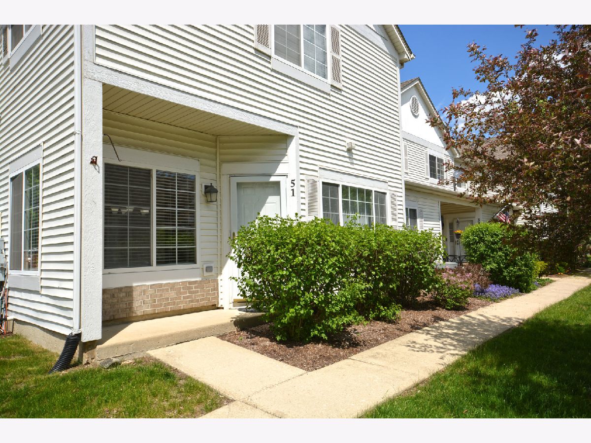 Townhomes & Condos Rented Heather Glen Aurora Illinois, 51 Heather Glen