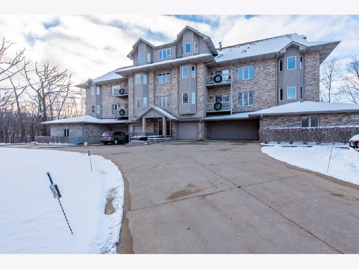 Condominiums Sold The Woods Zion Illinois, 3161 Woodland