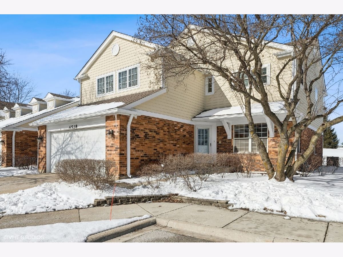 Townhomes Sold Winchester North Northbrook Illinois, 4538 Deer