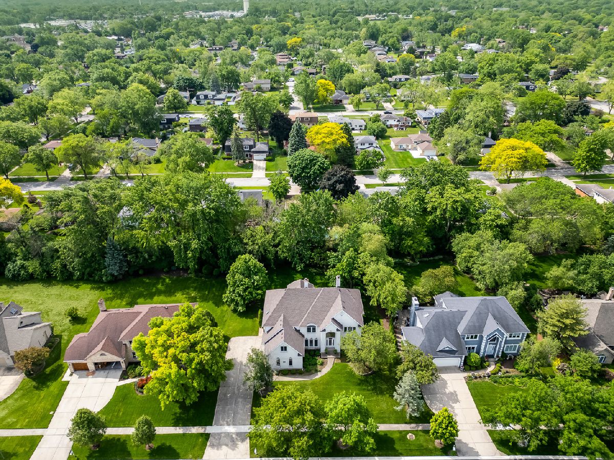  Rented Darien Illinois, 1315 Darien Club