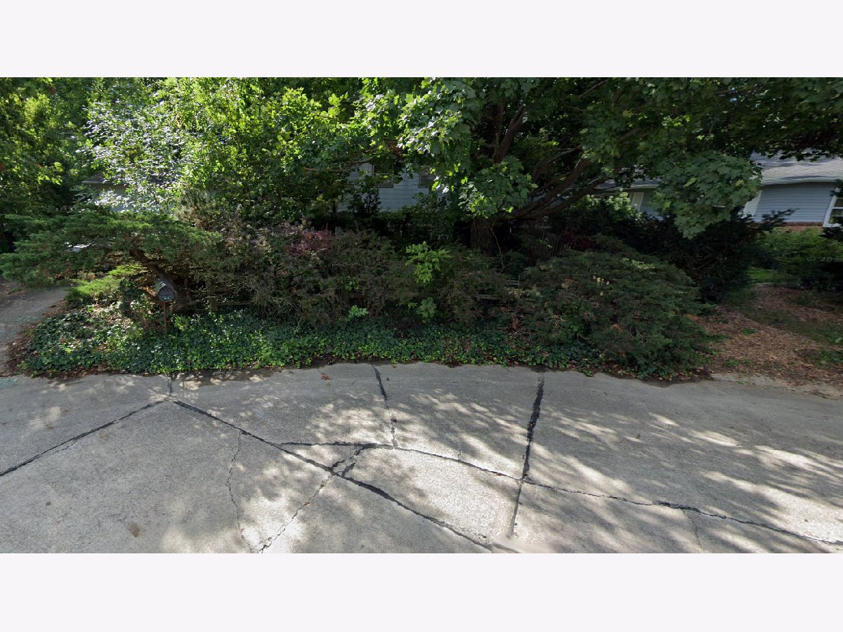 Homes & Condominiums Sold Southwood Champaign Illinois, 2303 Brookhaven