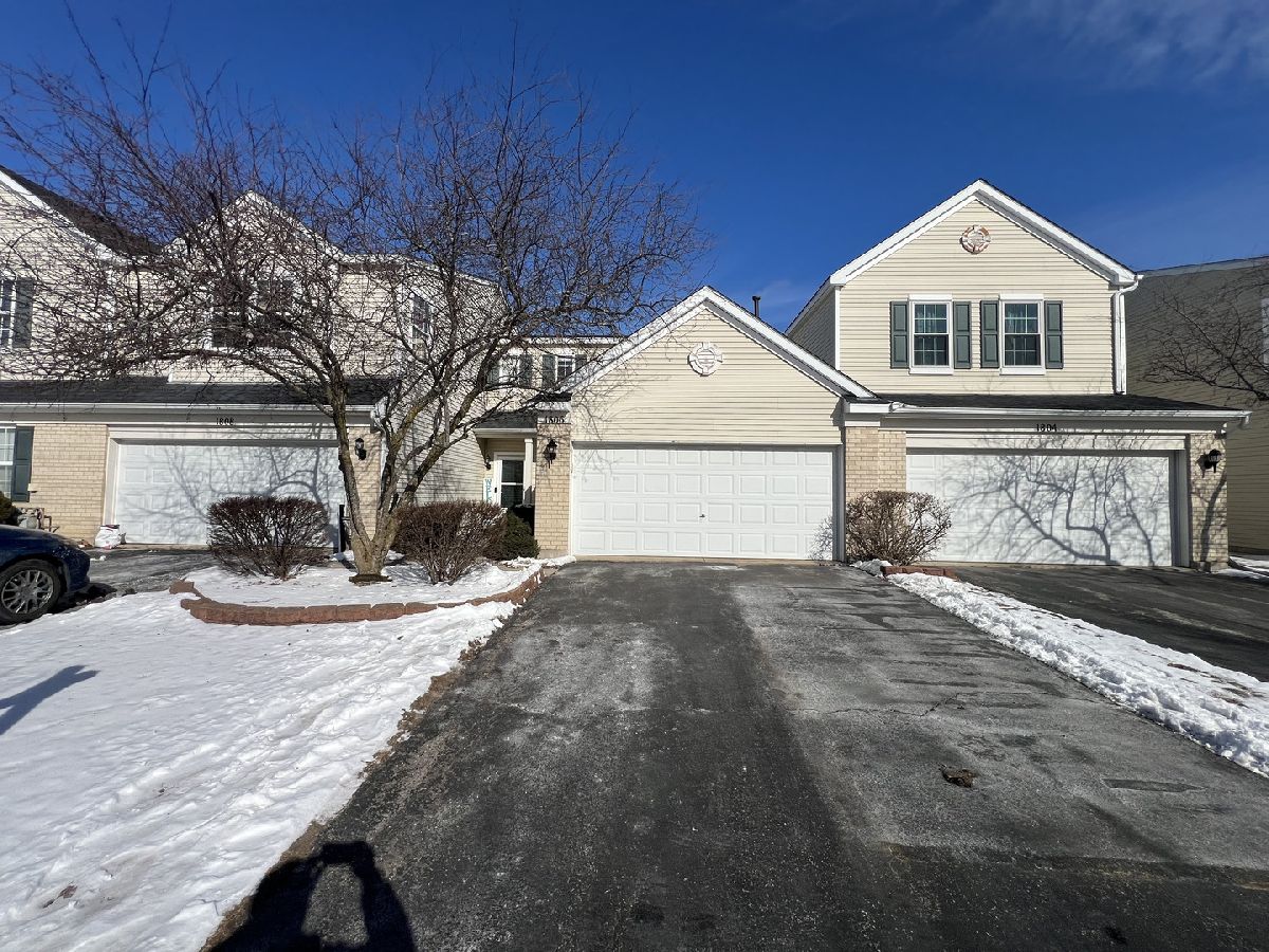  Rented Shorewood Illinois, 1806 Parkside
