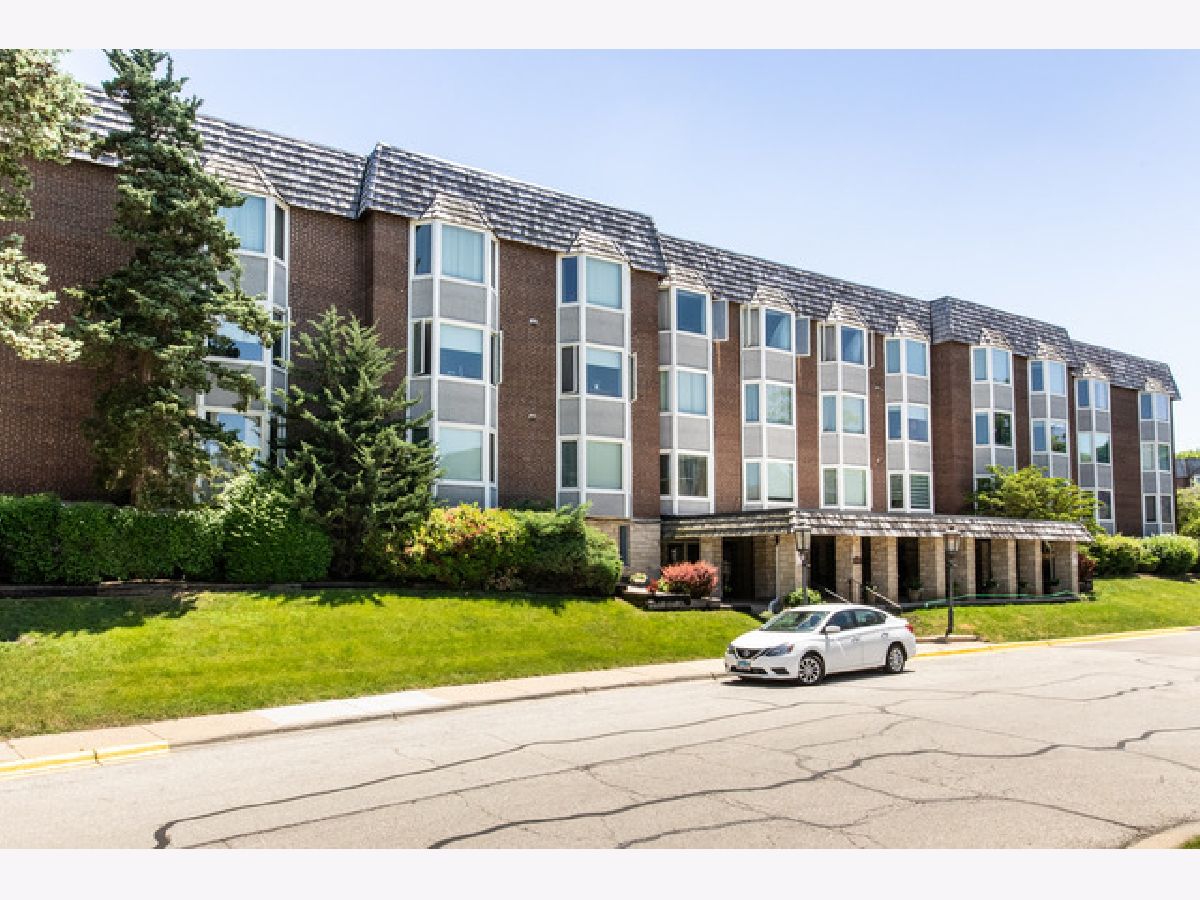 Condominiums Rented Bristol Court Park Ridge Illinois, 2400 Archbury