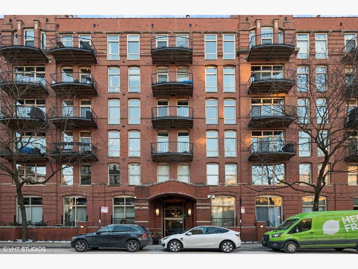 Condos & Townhomes Sold River Bank Lofts Chicago Illinois, 550 Kingsbury