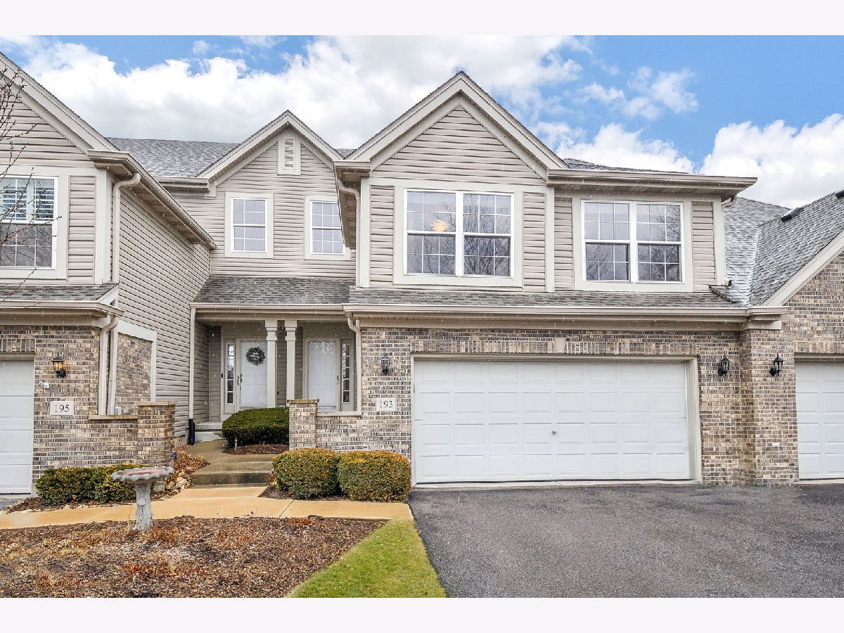 Townhomes Sold River Mist On The Fox Oswego Illinois, 193 River Mist