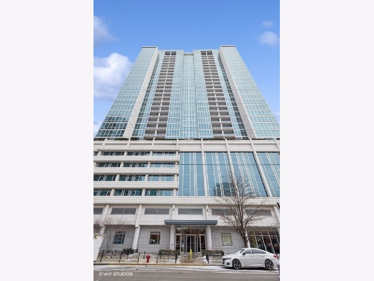 Condominiums Rented Adler Place Chicago Illinois, 1629 Prairie