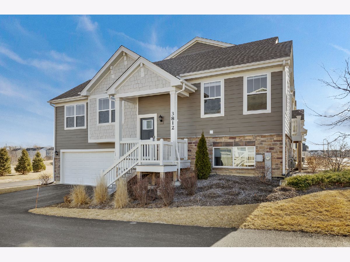 Homes & Townhomes Sold Tall Oaks Elgin Illinois, 3812 Honeysuckle