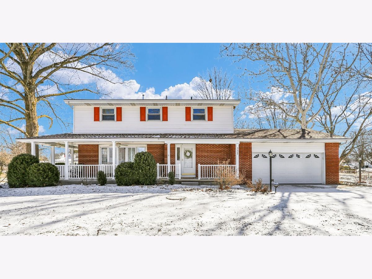  Sold Philo Illinois, 305 Pershing