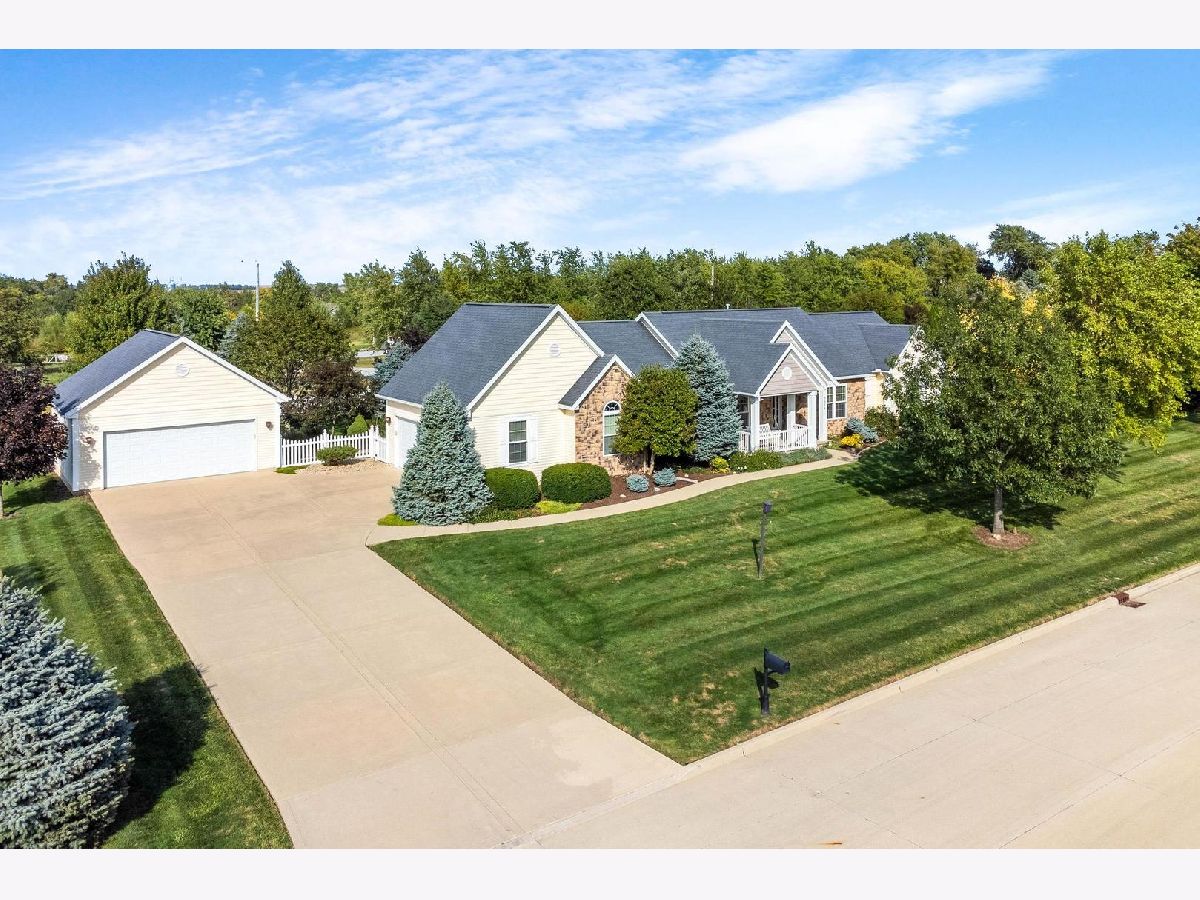 Homes & Condos & Townhomes Sold King's Mill Bloomington Illinois, 9616 Crossbow