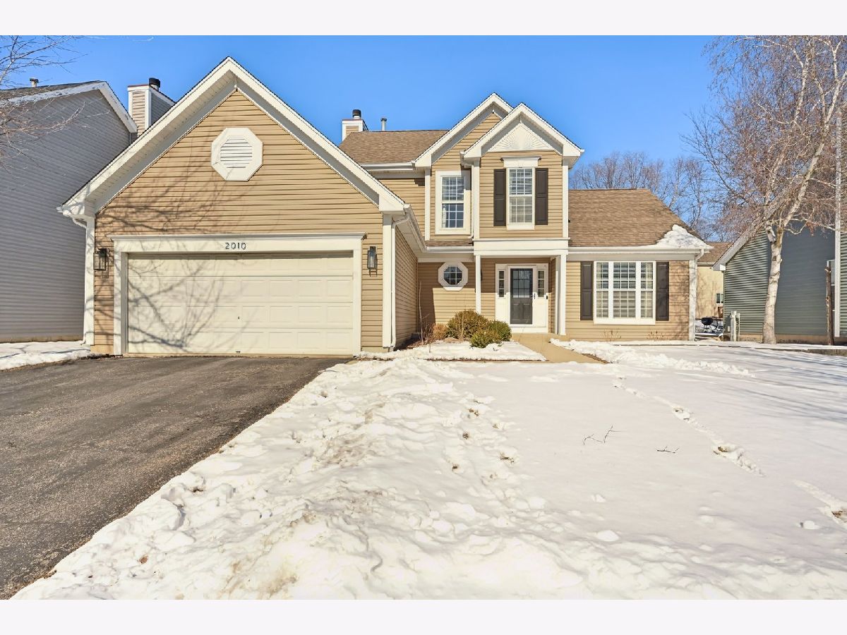 Homes Sold Four Pointes Aurora Illinois, 2010 Pointe