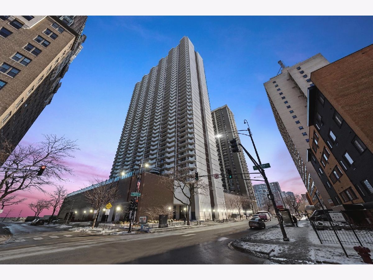 Condominiums Sold Malibu East Chicago Illinois, 6033 Sheridan