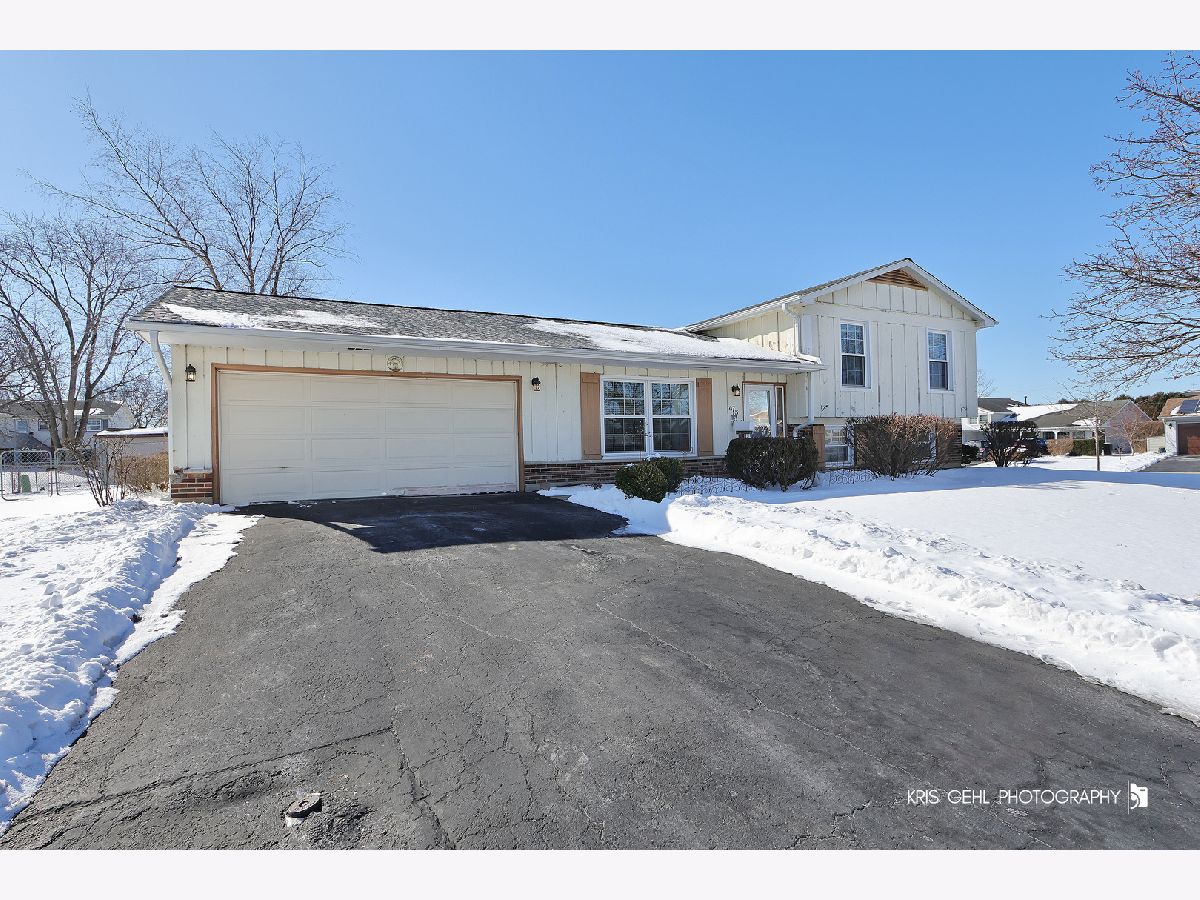 Homes Sold Old Mill Grove Lake Zurich Illinois, 475 Burr Oak
