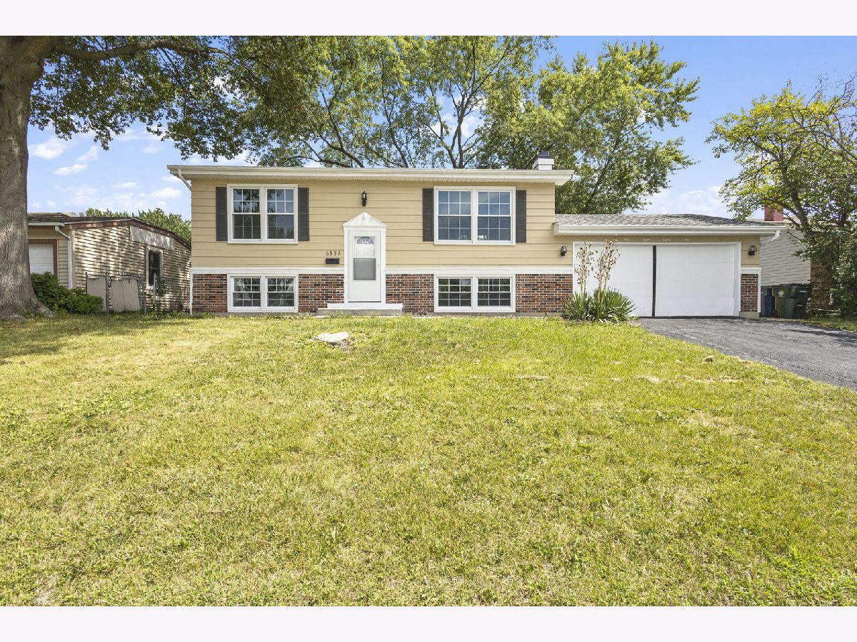 Homes Rented Hanover Terrace Hanover Park Illinois, 6889 Hemlock