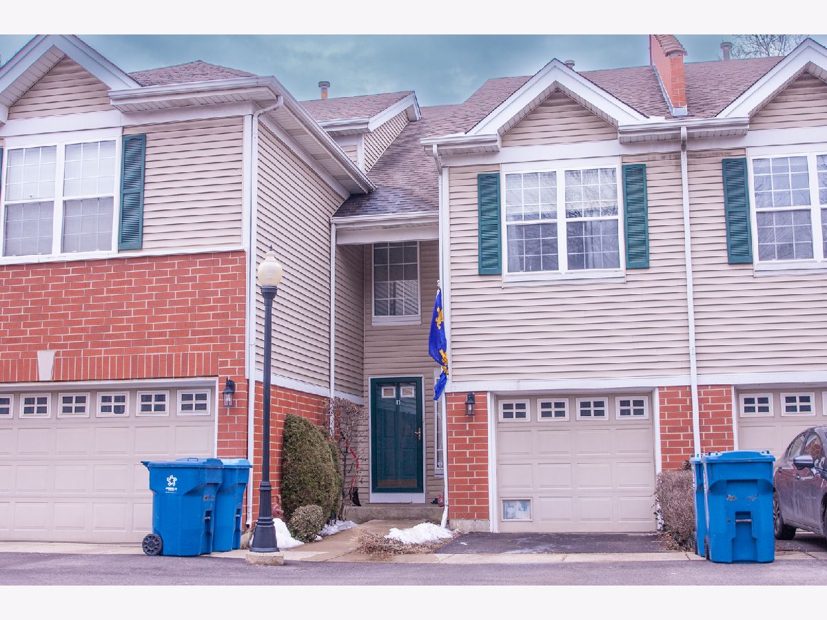 Townhomes & Homes Sold Old Irving Village Chicago Illinois, 3821 Milwaukee