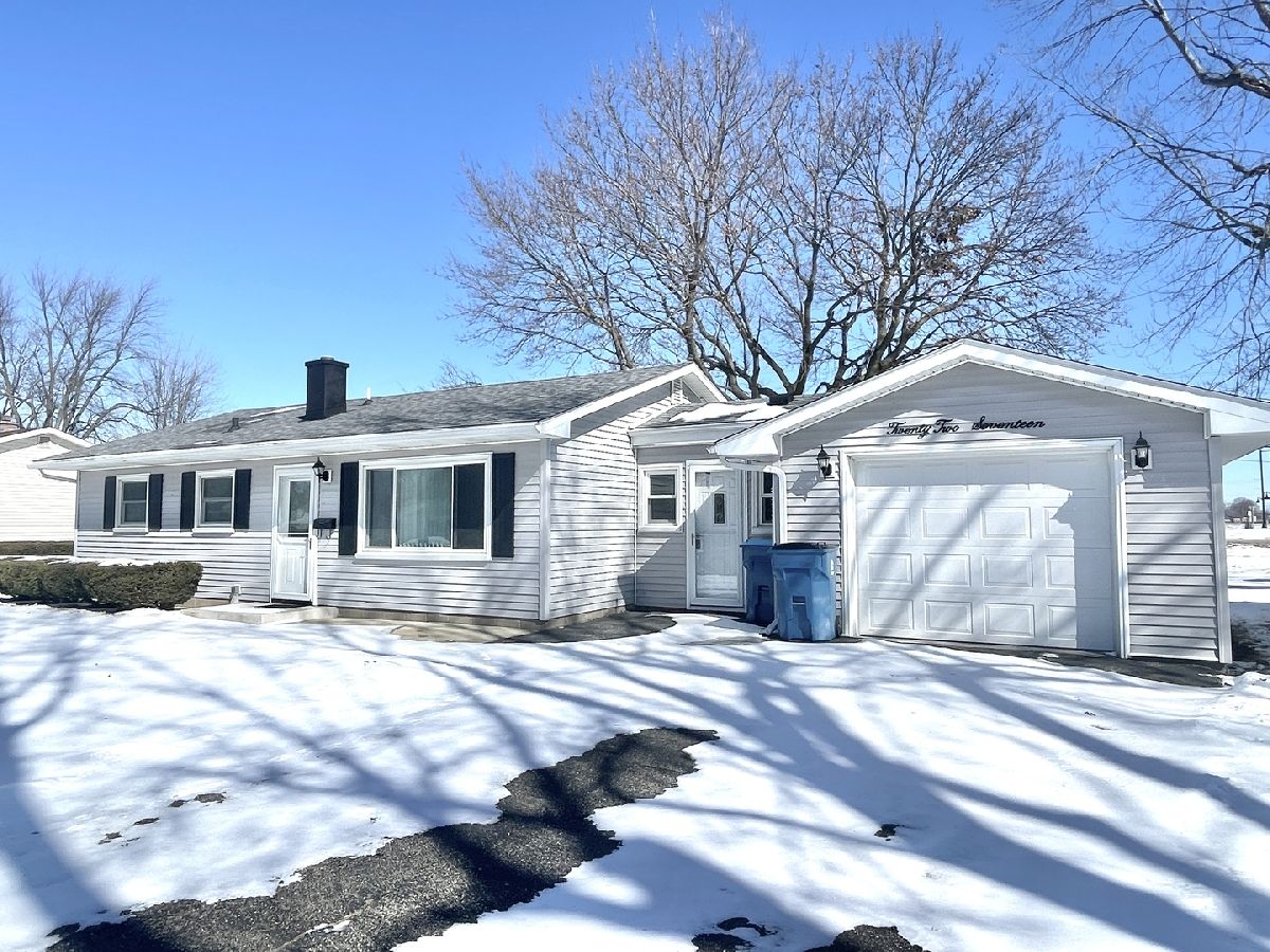  Rented Peru Illinois, 2217 Schuyler