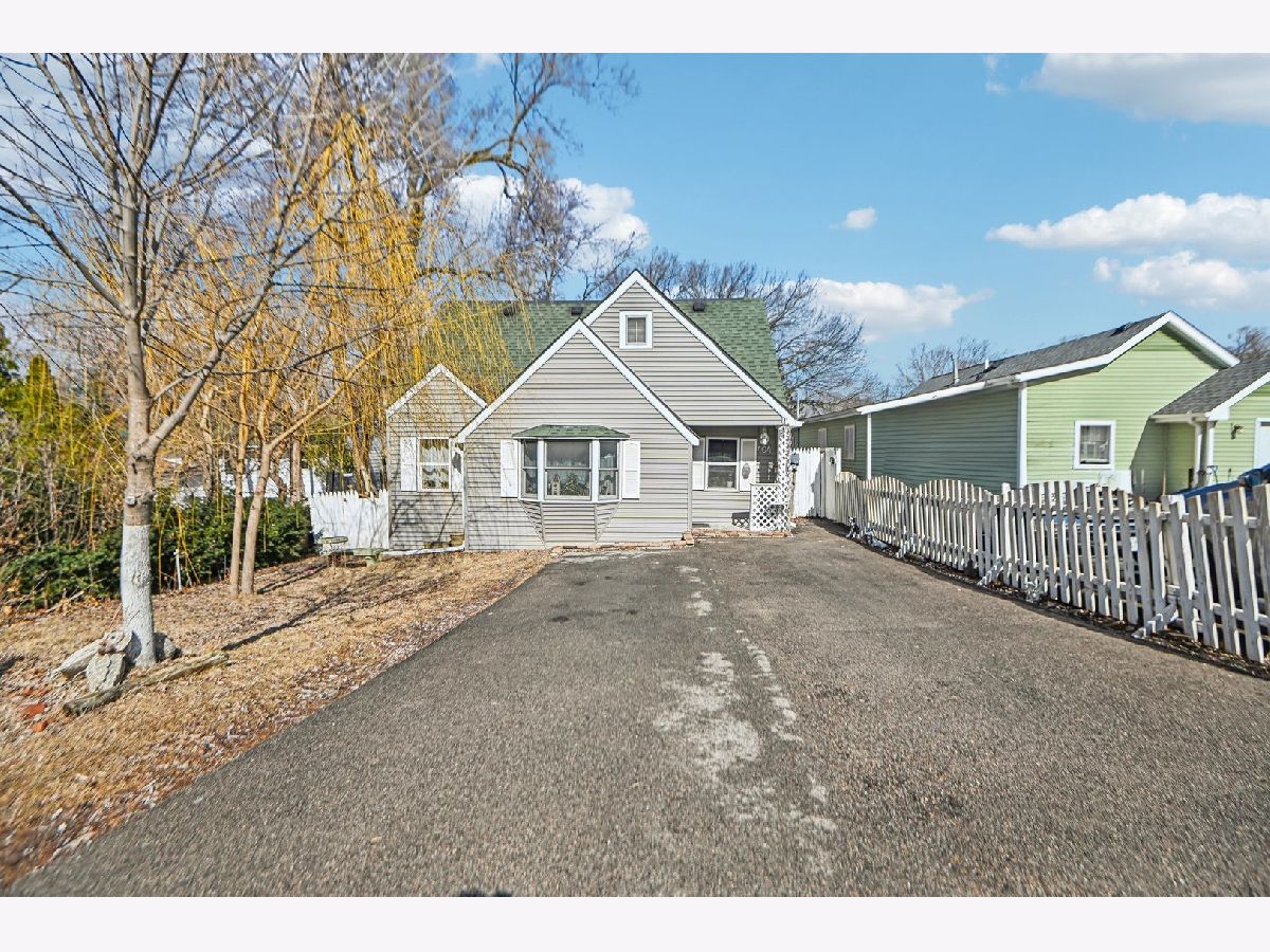  Sold Round Lake Park Illinois, 404 Parkview