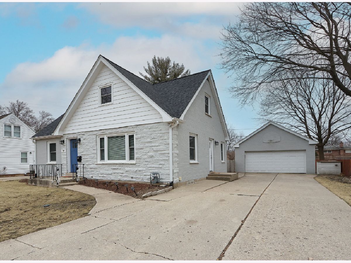 Homes Rented Kenloch Park Libertyville Illinois, 324 Woodland
