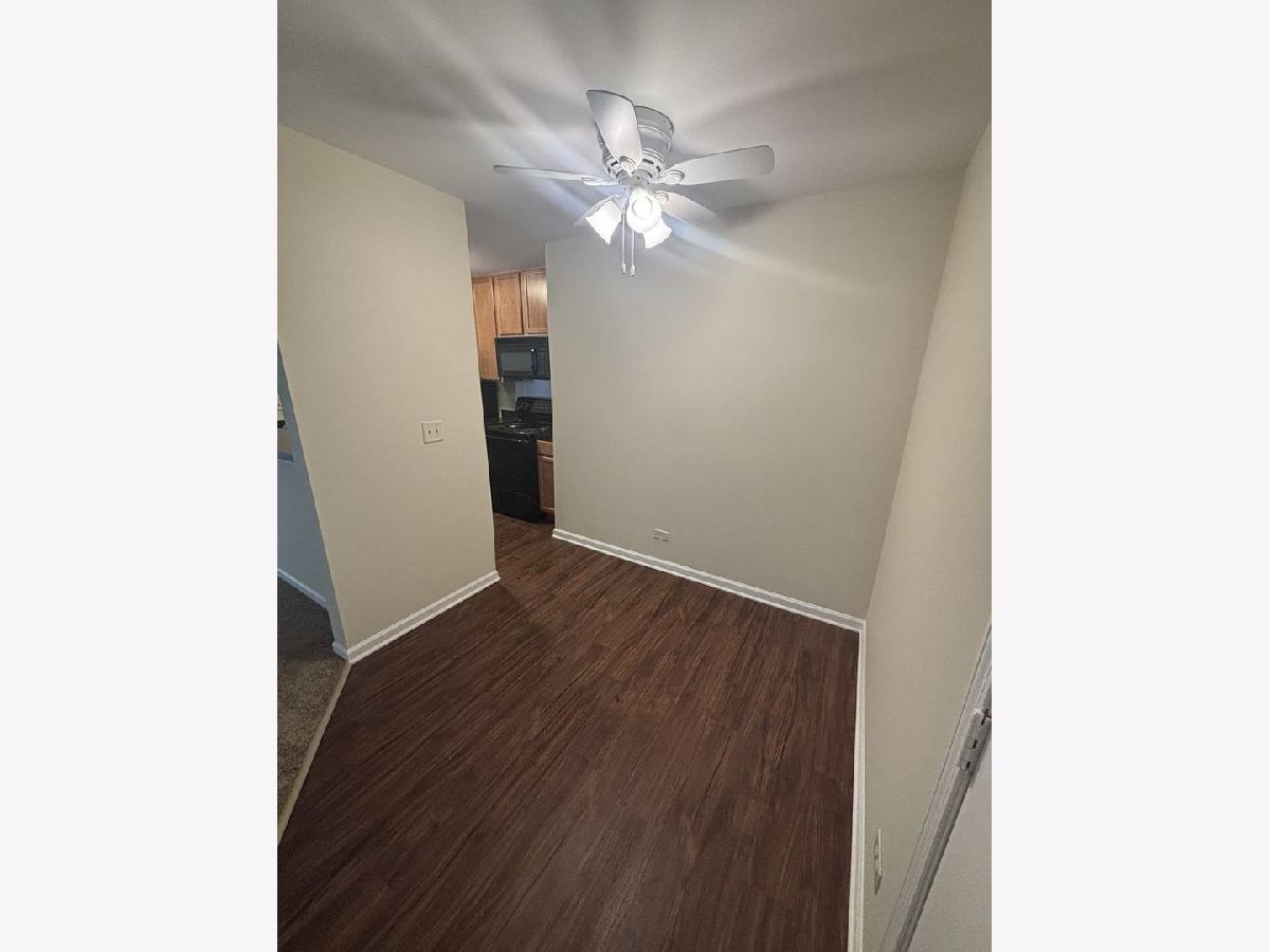 Condominiums Rented Park Bloomingdale Bloomingdale Illinois, 213 Glengarry