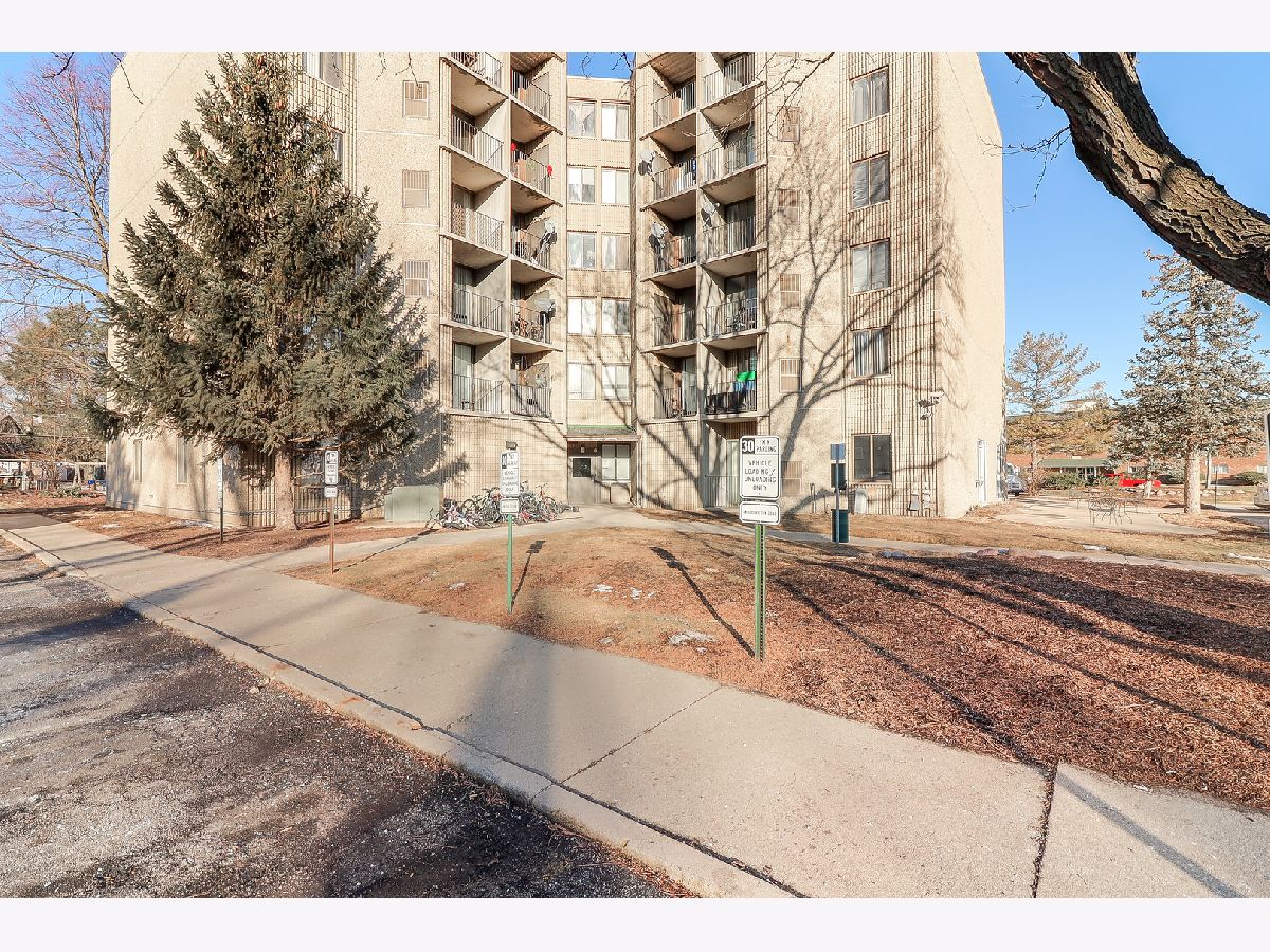 Condominiums Sold Marywood Towers Aurora Illinois, 1750 Marywood