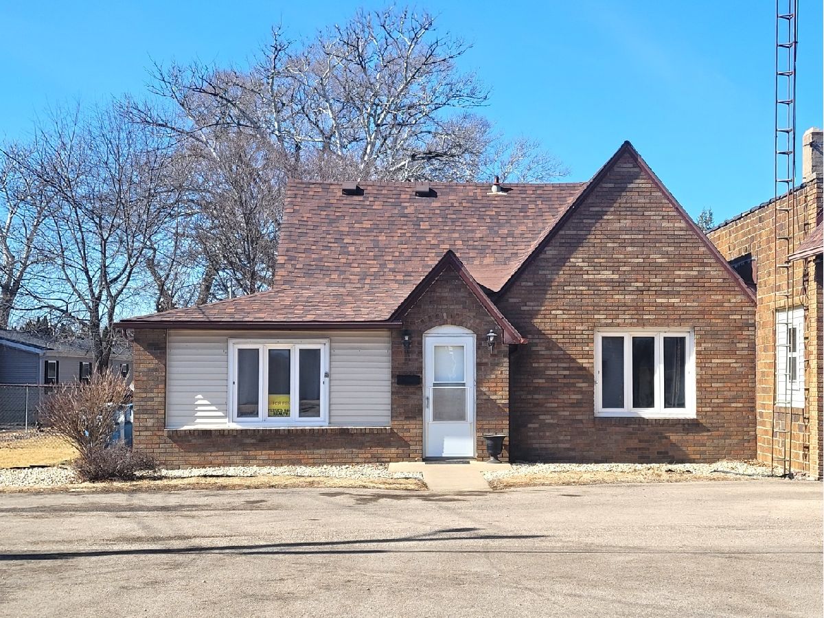  Rented Oglesby Illinois, 301 1/2 Columbia