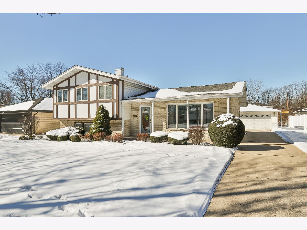 Homes Sold Suncrest Highlands Bloomingdale Illinois, 158 Prairie