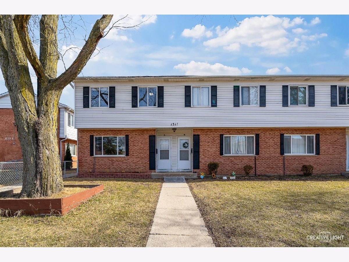 Townhomes & Condos Sold Randall West Aurora Illinois, 1311 Monomoy