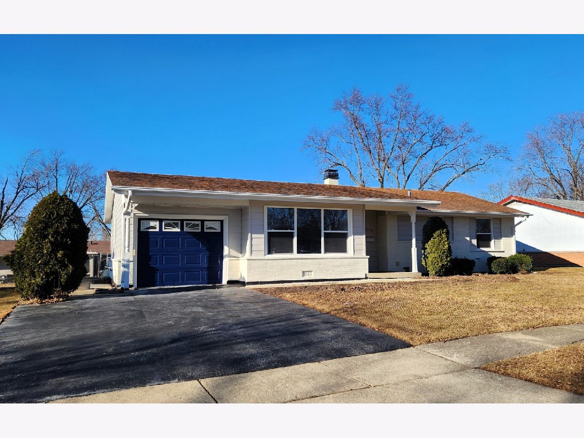 Townhomes & Condos & Homes Sold Elk Grove Estates Elk Grove Village Illinois, 1270 Carswell