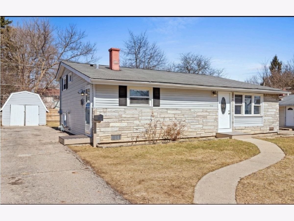 Homes & Townhomes Sold Golf View Highlands Carpentersville Illinois, 1446 Kings