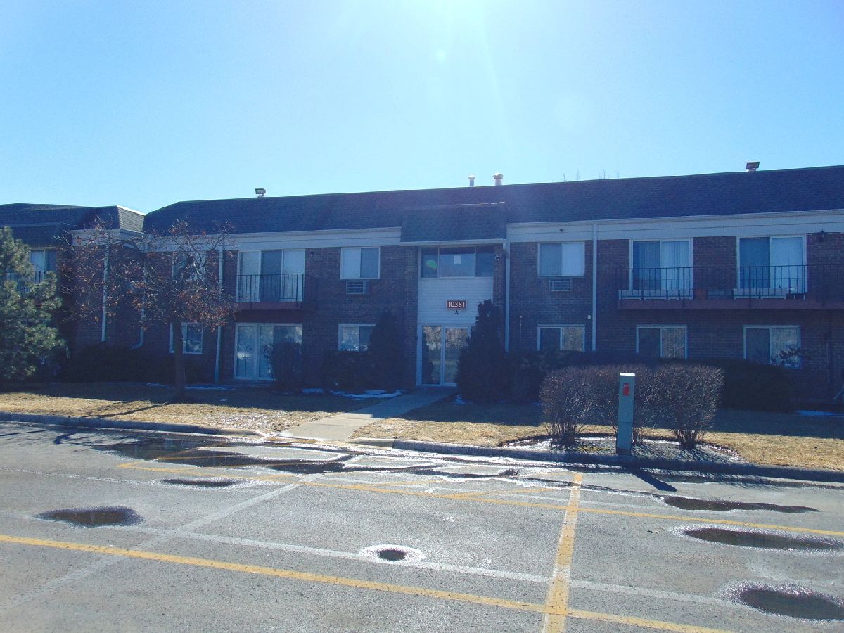 Condominiums Rented Regency Condominiums Glenview Illinois, 10381 Dearlove