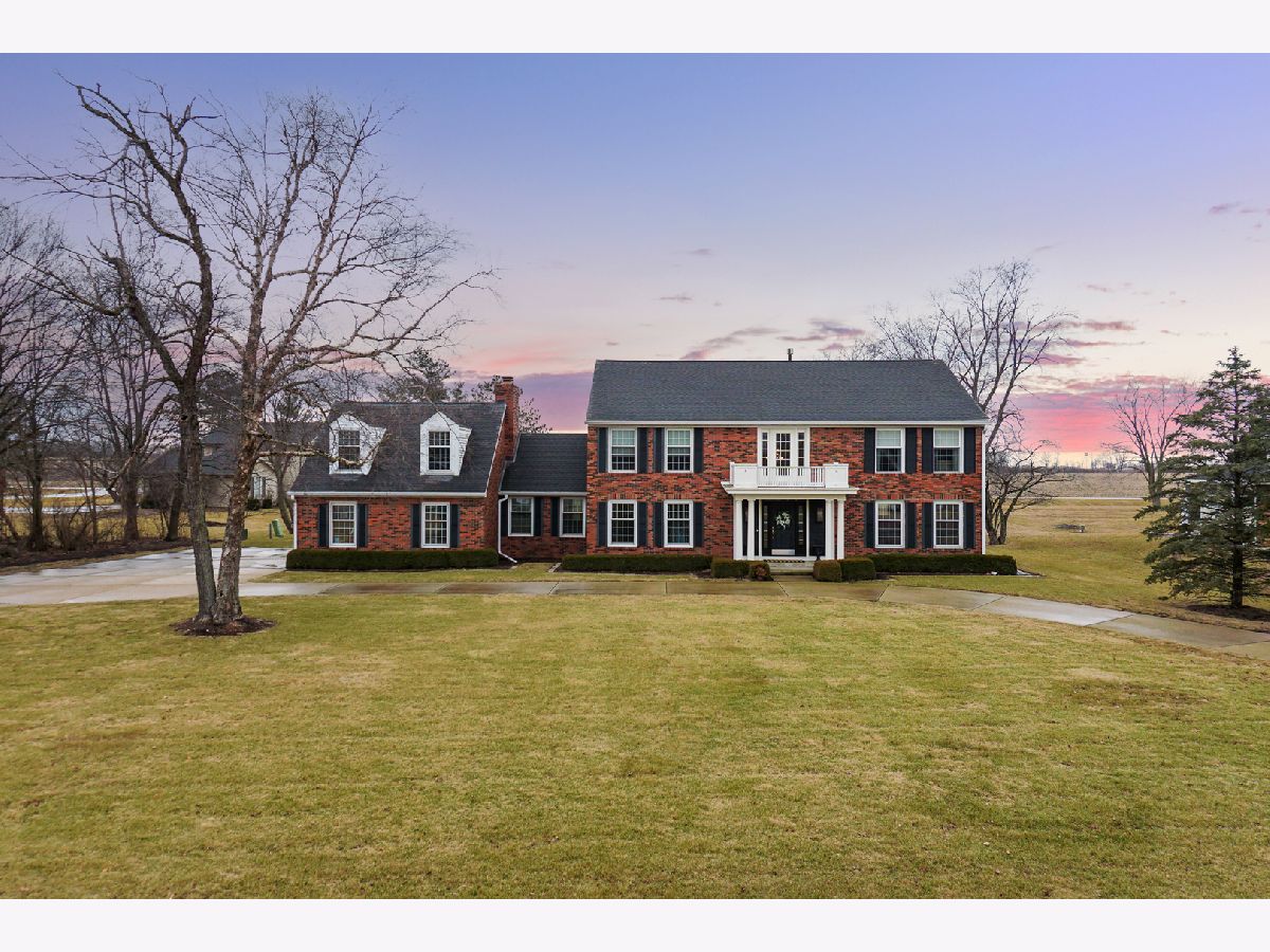 Homes & Condos & Townhomes Sold Crestwicke Bloomington Illinois, 8532 Berwicke