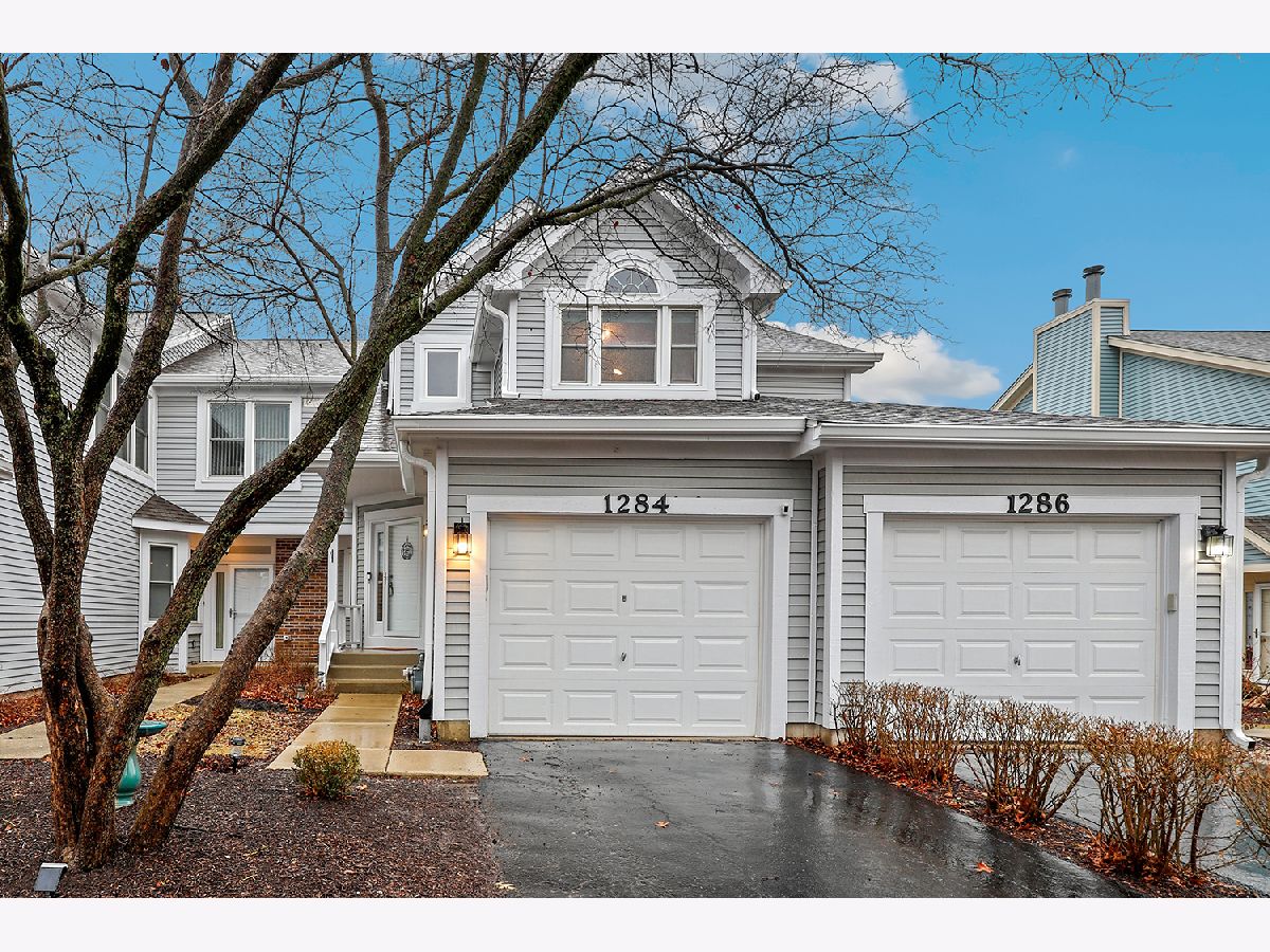 Townhomes & Condos & Homes Sold The Fields Naperville Illinois, 1284 Tennyson