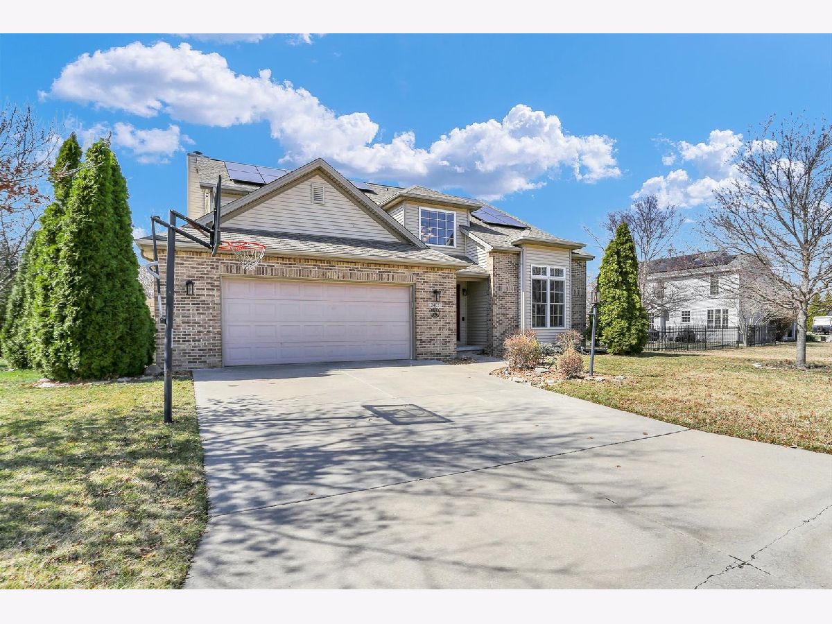 Homes & Condominiums Sold Stone Creek Urbana Illinois, 2405 Nugent