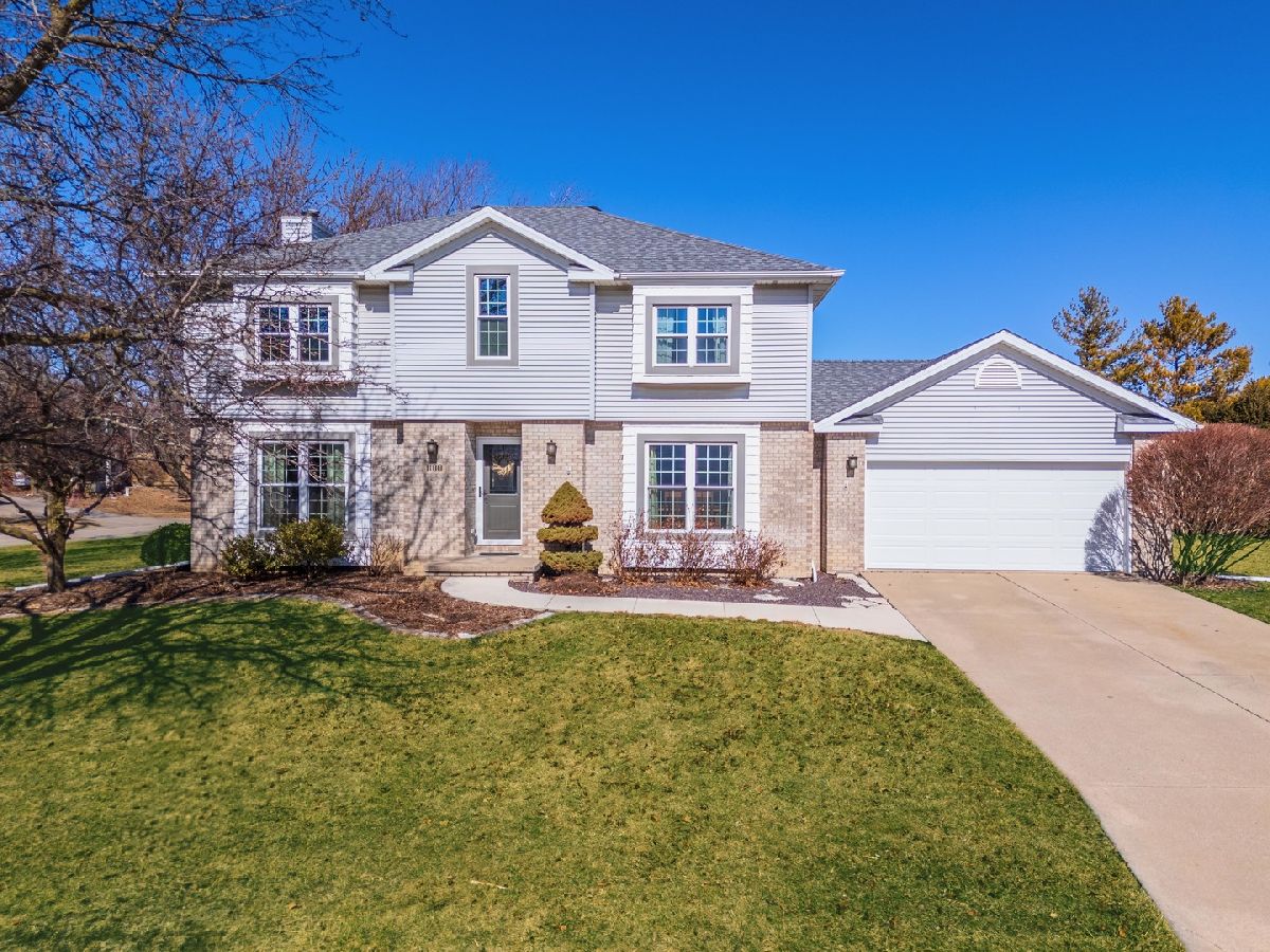 Homes & Condos & Townhomes Sold Ironwood Normal Illinois, 1100 Asbury Farms