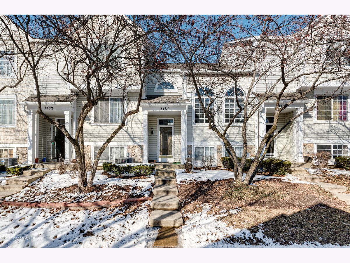 Townhomes Sold Coves Of Harbor Springs Aurora Illinois, 3180 Cambria