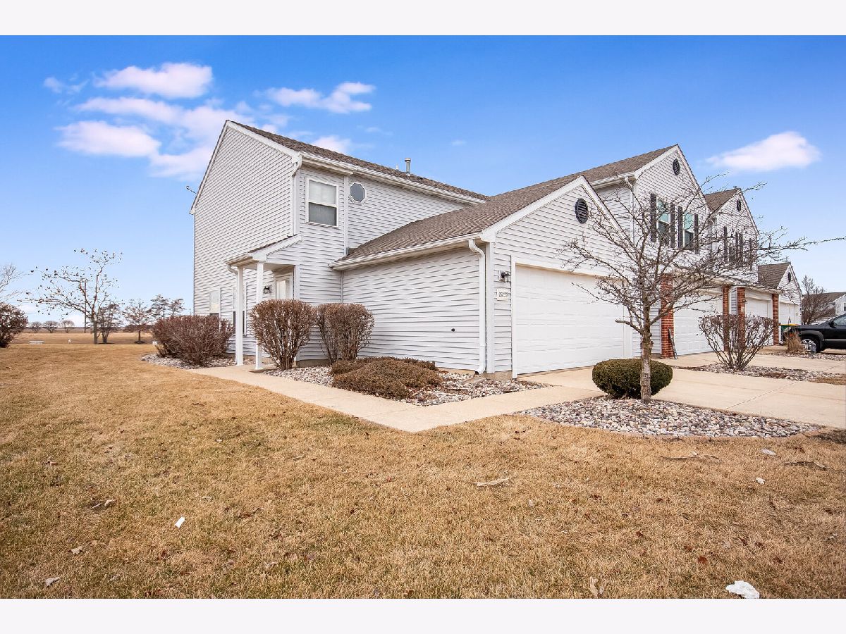 Townhomes & Homes Sold Leighlinbridge Manhattan Illinois, 25252 Shannon