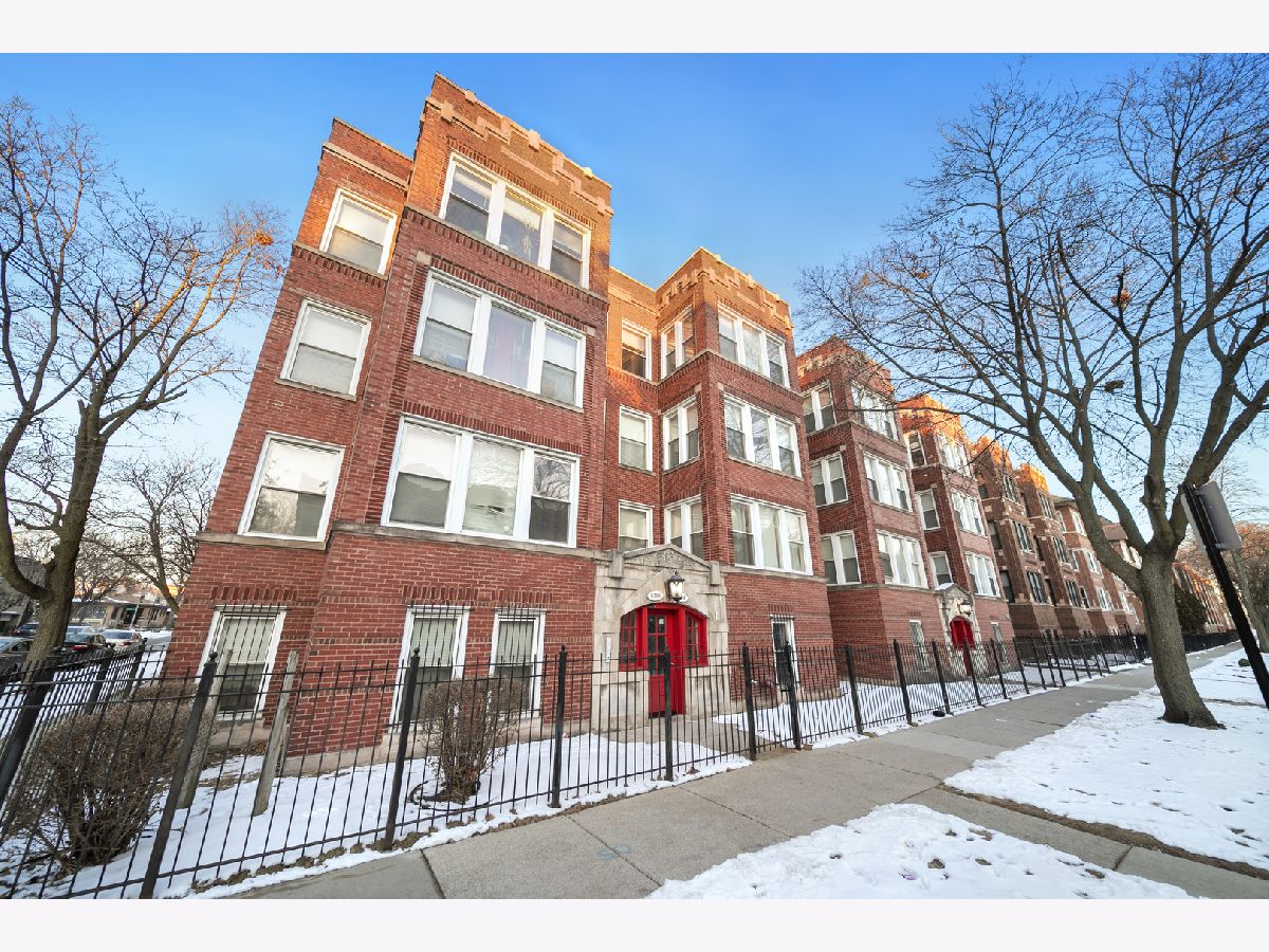 Homes & Condos & Townhomes Sold Southshore Chicago Illinois, 6756 Clyde