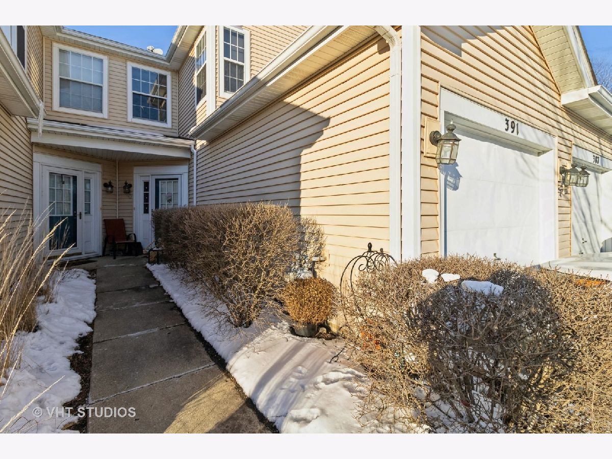 Townhomes Sold Meribel Schaumburg Illinois, 391 Fallbrook